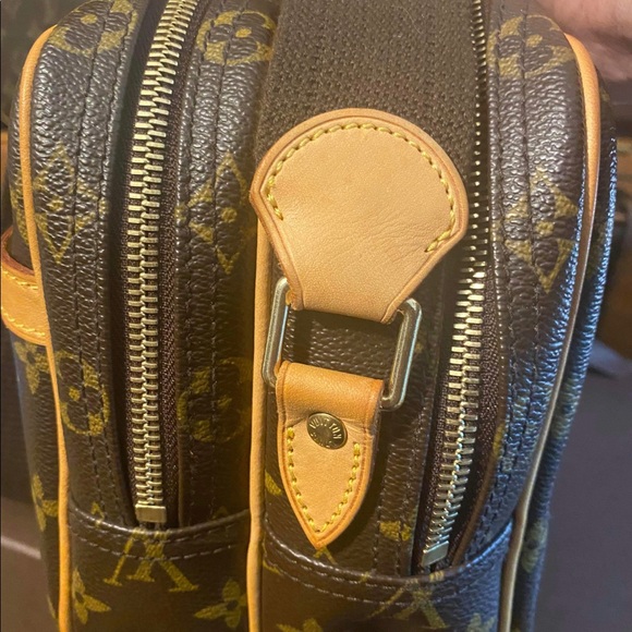 Louis Vuitton reporter - Picture 3 of 7